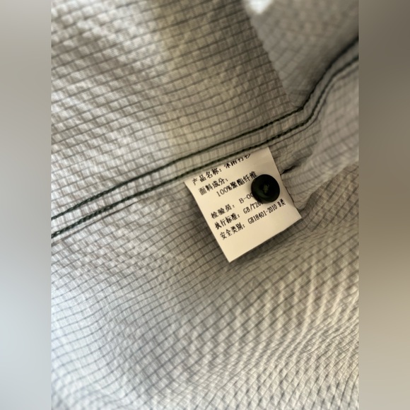 Men’s size large button down shirt - Picture 2 of 9